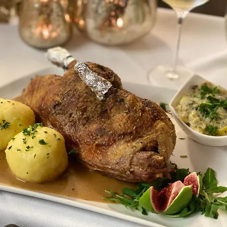 & Restaurant Ritter Joerg 3*