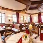 & Restaurant Ritter Joerg سومرهاوزن