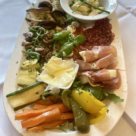 Hotel & Restaurant Ritter Joerg 4*