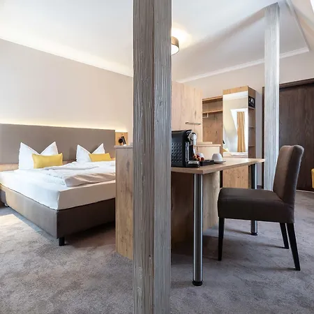 Hotel & Restaurant Ritter Joerg Sommerhausen