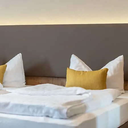 Hotel & Restaurant Ritter Joerg Sommerhausen