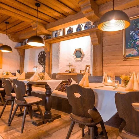 & Restaurant Ritter Joerg 4*